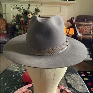 Dobbs Fifth Ave New York mens taupe fedora wool python skin band hat size small